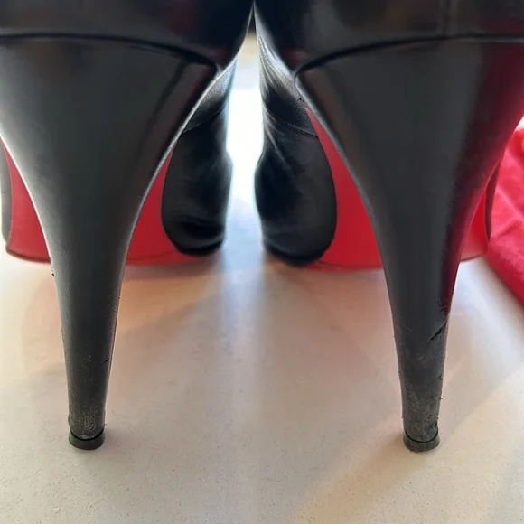 Christian Louboutin heels - size 8/38. - Picture 4 of 7